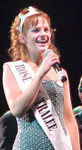 Róisín Egenton Is 
Rose of Tralee 2000