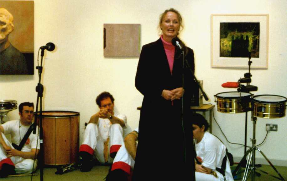 Kerry Arts Officer, Kate Kennelly, opening the Samhlaíocht Chiarraí Festival on Saturday 22nd in the Round Gallery, Siamsa Tíre