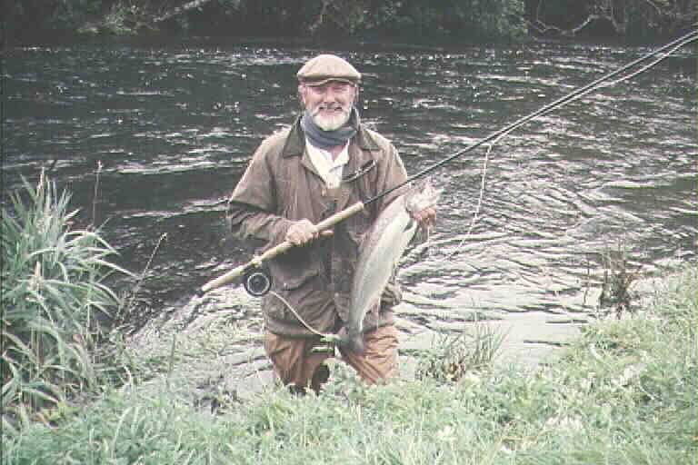 FLY FISHING IRELAND, FLY FISHING CORK, BANDON RIVER FLY FISHING